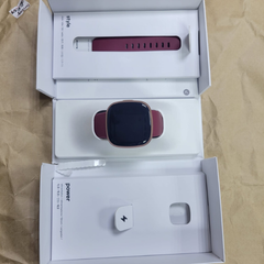 Used Fitbit Versa 4 Fitness Smartwatch - Graphite