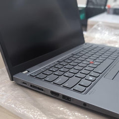 كمبيوتر محمول Lenovo ThinkPad X13 Gen 2 مستعمل AMD Ryzen 7 PRO 32GB RAM 5850U 1.9GHz AMD Radeon Graphics Windows 10 Home