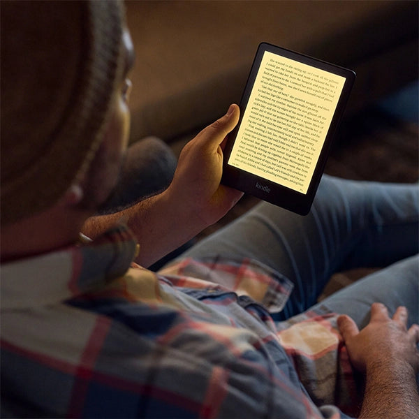 Amazon Kindle Paperwhite 6.8" 8GB 11th Gen adjustable warm light
