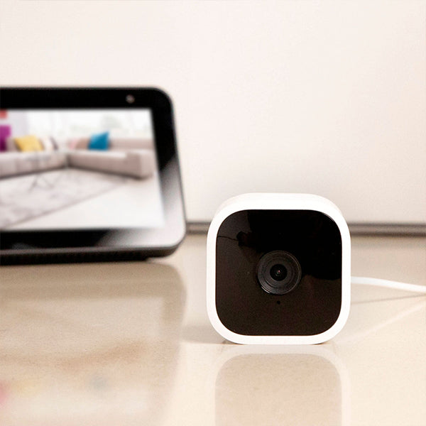 Blink Mini Indoor 1080p Wi-Fi Security Camera - WhiteBlink Mini Indoor 1080p Wi-Fi Security Camera - White